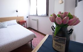 B&b Feel At Home